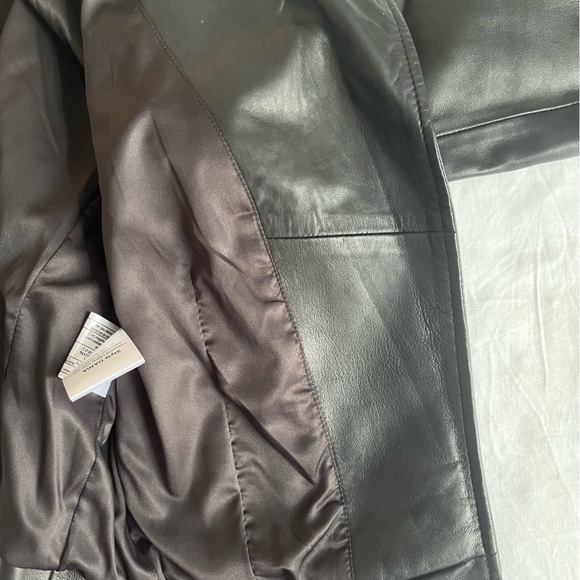 Daria leather jacket - Picture 13 of 16